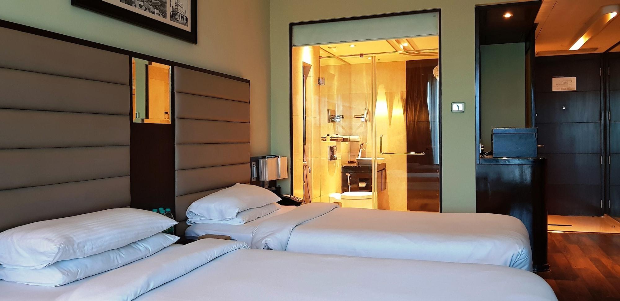 비반타 하이데라바드 베굼펫 호텔 외부 사진 A room at the hotel