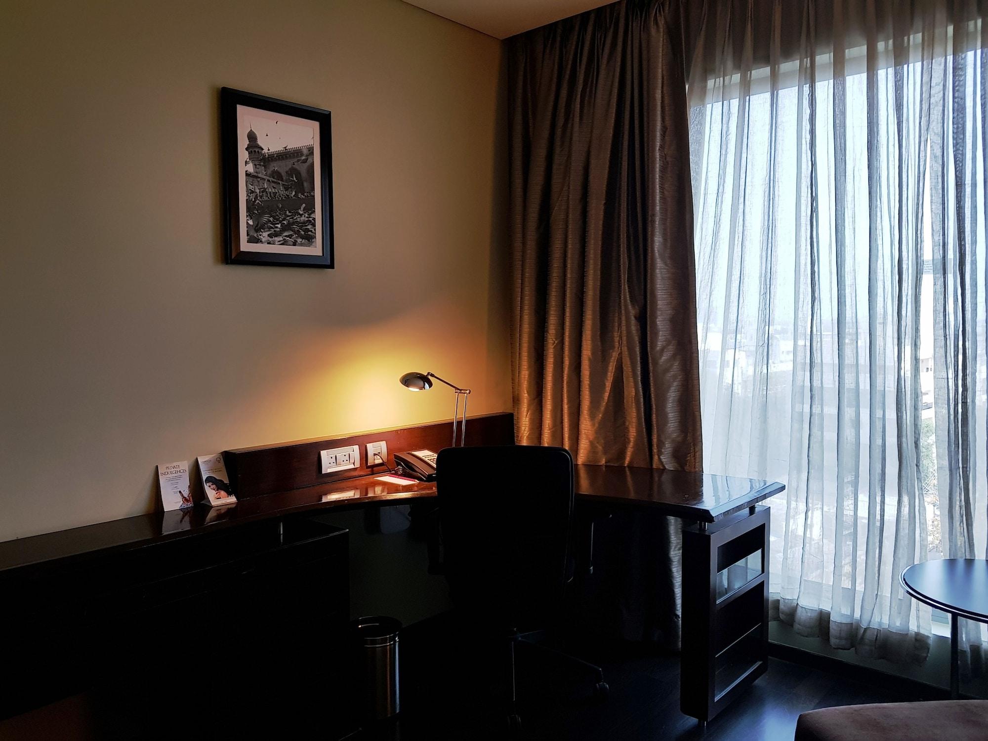 비반타 하이데라바드 베굼펫 호텔 외부 사진 A room at the Taj Bengal