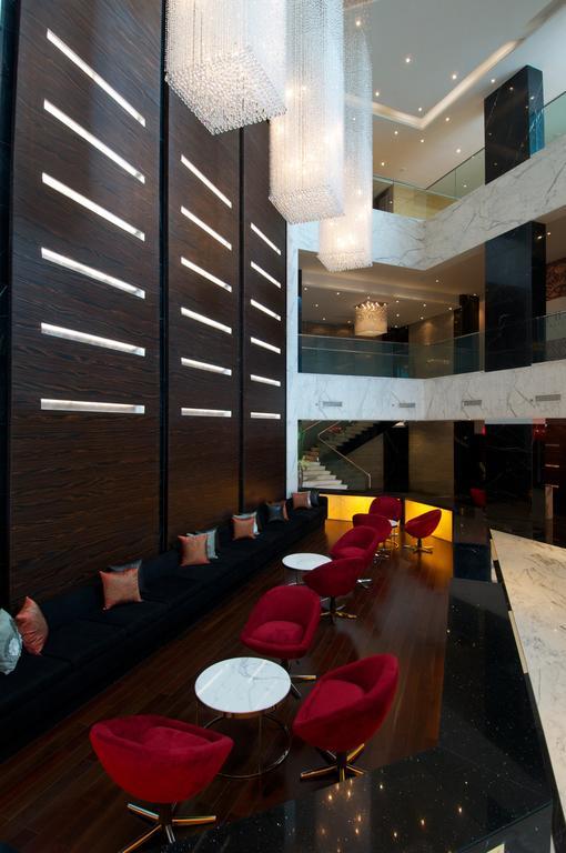 비반타 하이데라바드 베굼펫 호텔 외부 사진 The interior of the lounge